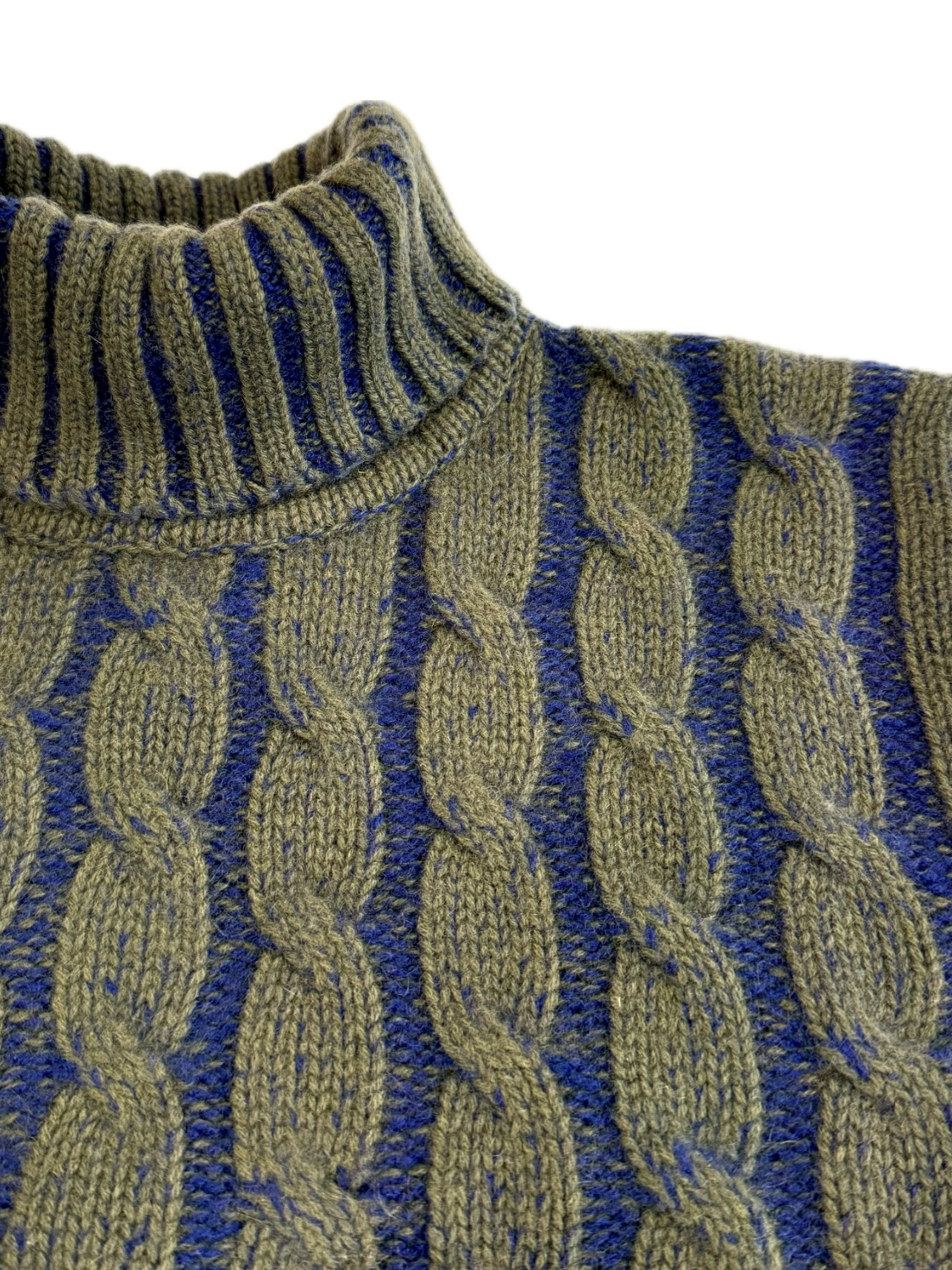 Turtleneck - man 6 ply Vanise cable stitch pure cashmere